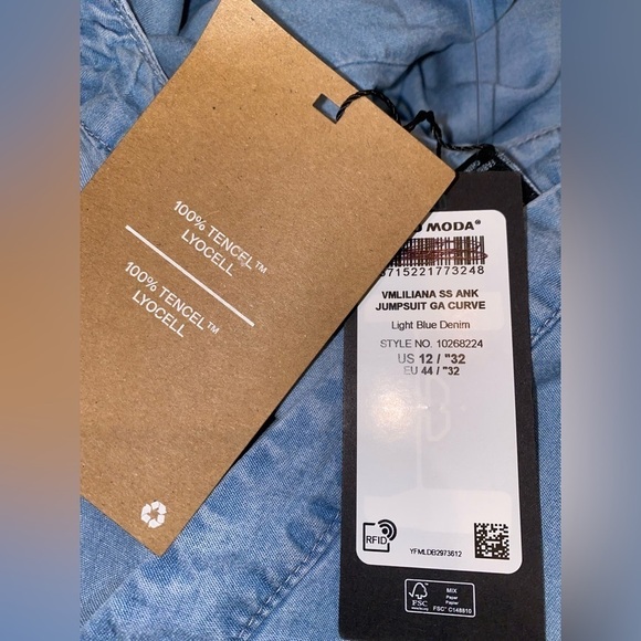 NEW Vero Moda Liliana Chambray V-Neck Blue Button Up Jumpsuit Women Size 12/32 - Picture 4 of 7